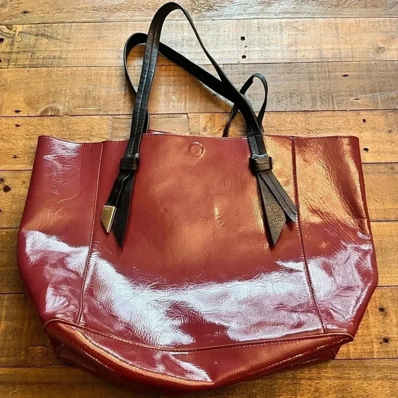 Foley & Corinna Tote - Picture 1 of 9
